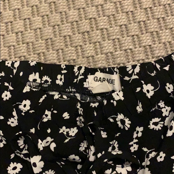 Floral print shorts - Picture 2 of 2